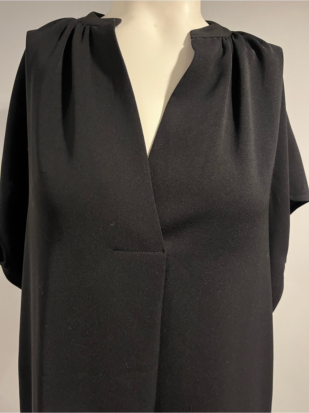 VINCE Black V-Neck Short Sleeve Tunic DESIGNER Dress ORIG $394+ LUXURY DEAL!